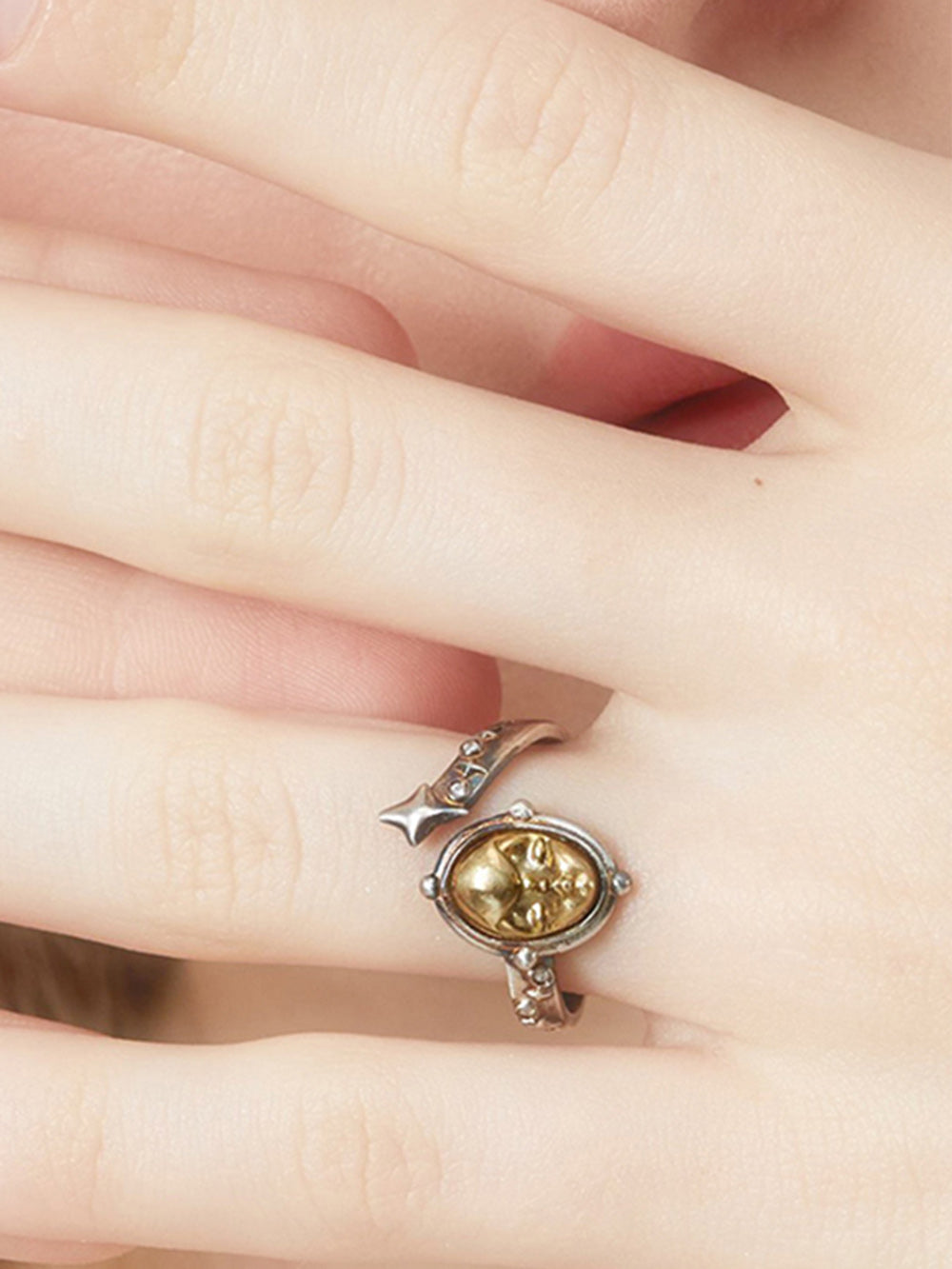 MUKTANK x QUANDO Lilith Star Silver Ring