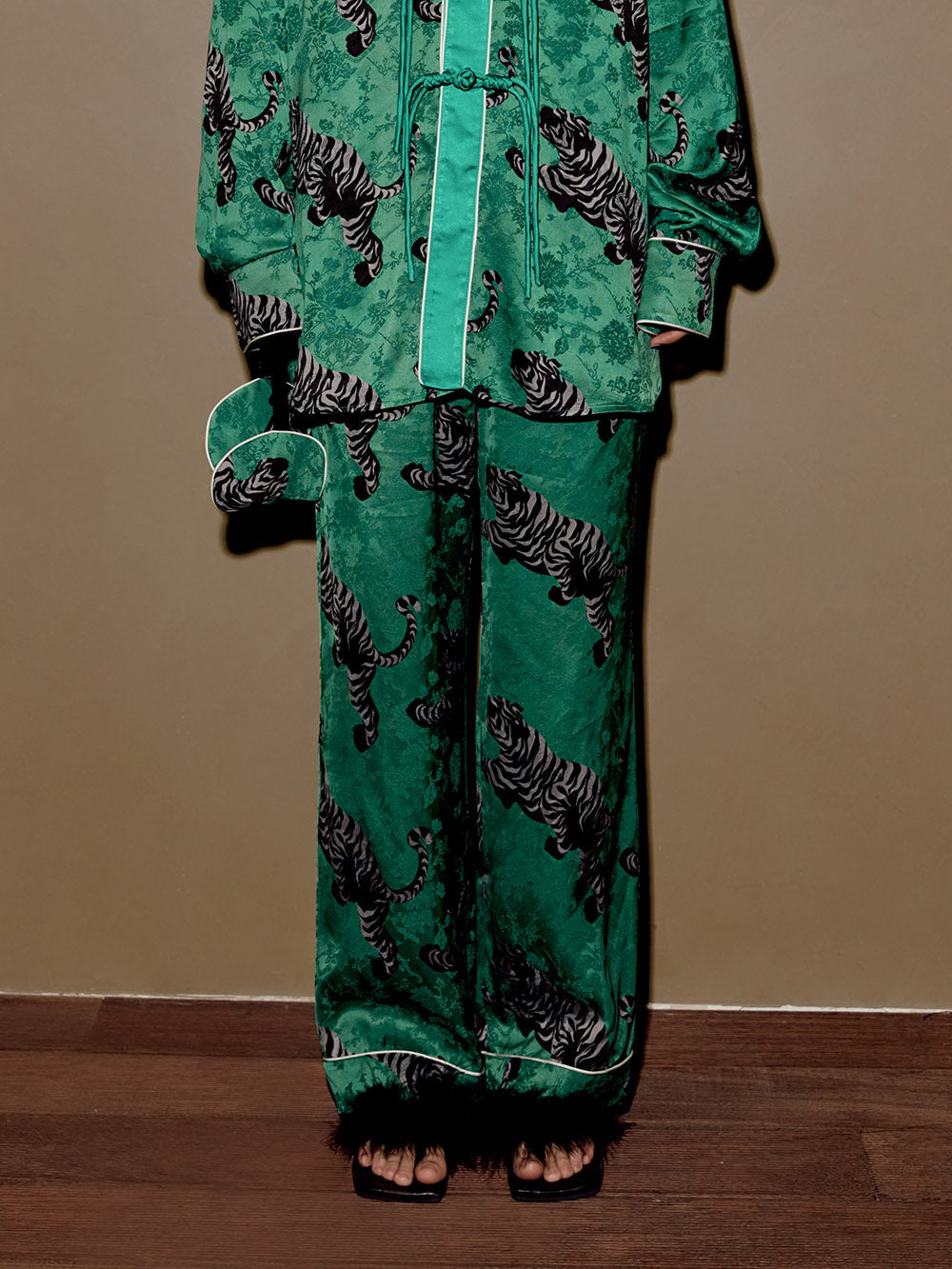 MUKZIN Crouching Dragon and Hidden Tiger Neo Chinese Pajama Pants