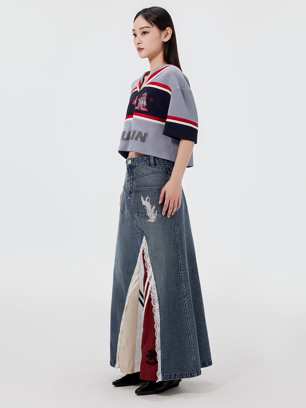 MUKZIN Navy Collar Cartoon Embroidered Loose T-shirt