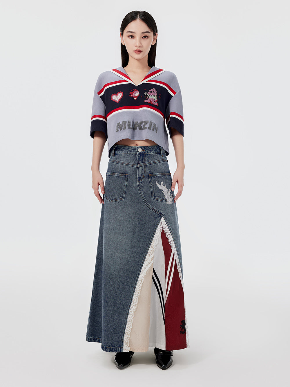 MUKZIN Navy Collar Cartoon Embroidered Loose T-shirt