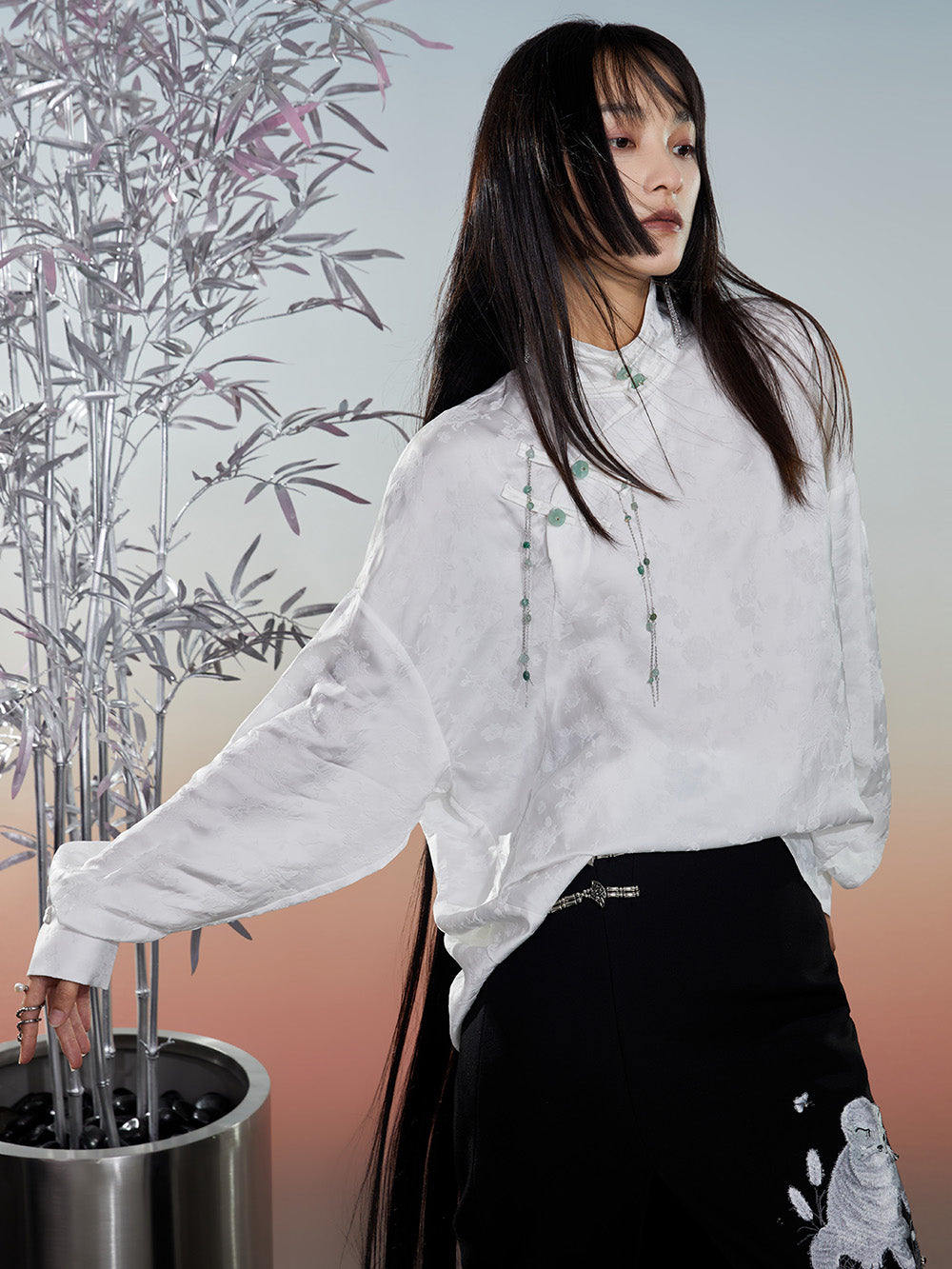 MUKZIN White Loose New Retro Shirt