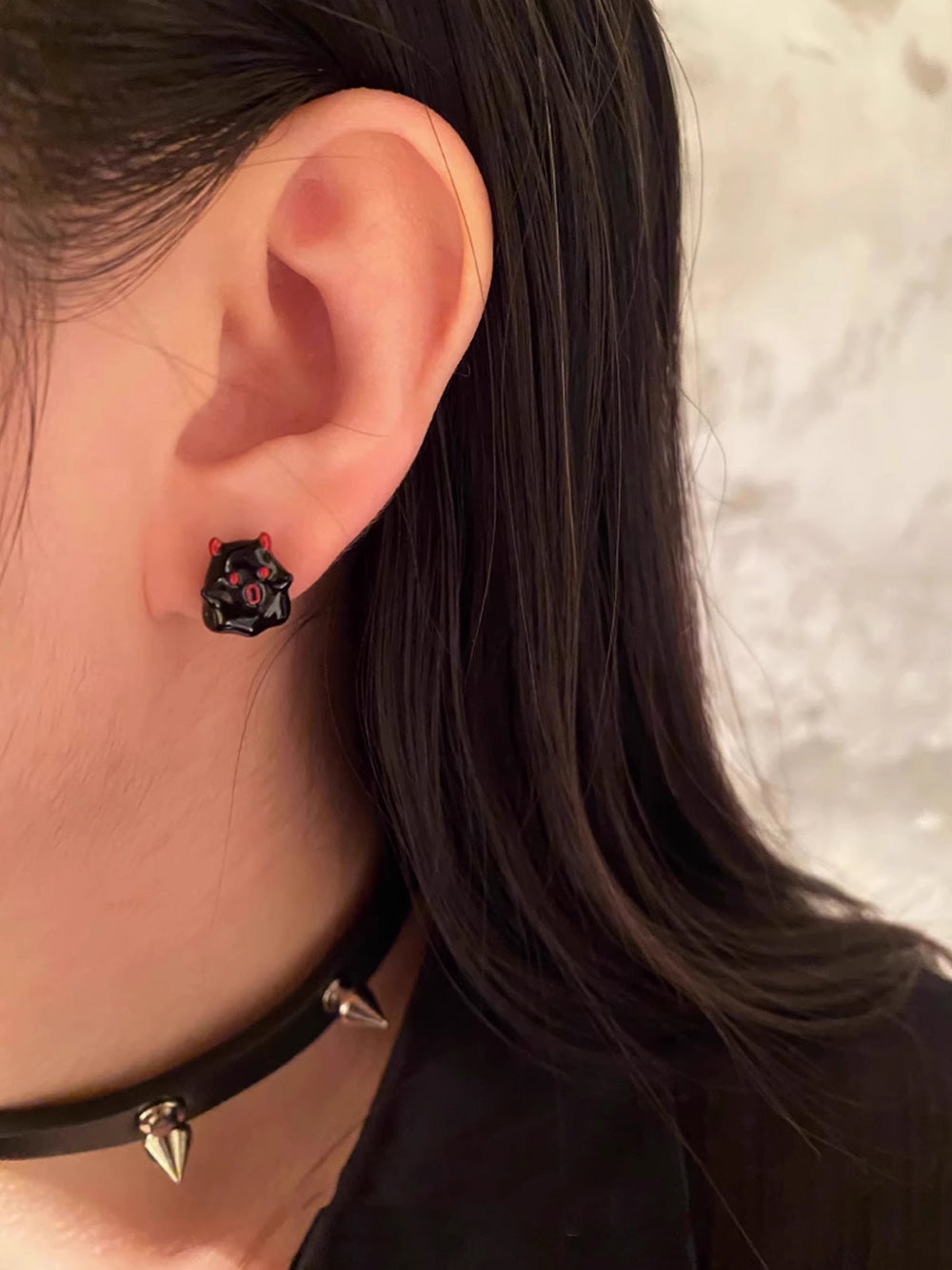 MUKTANK X WHITEHOLE Adorable and Unique Design Silver Needle Earrings