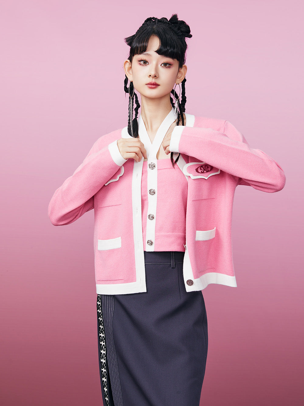 MUKZIN Black and White Chanel-inspired Two-piece Knited Cardigan