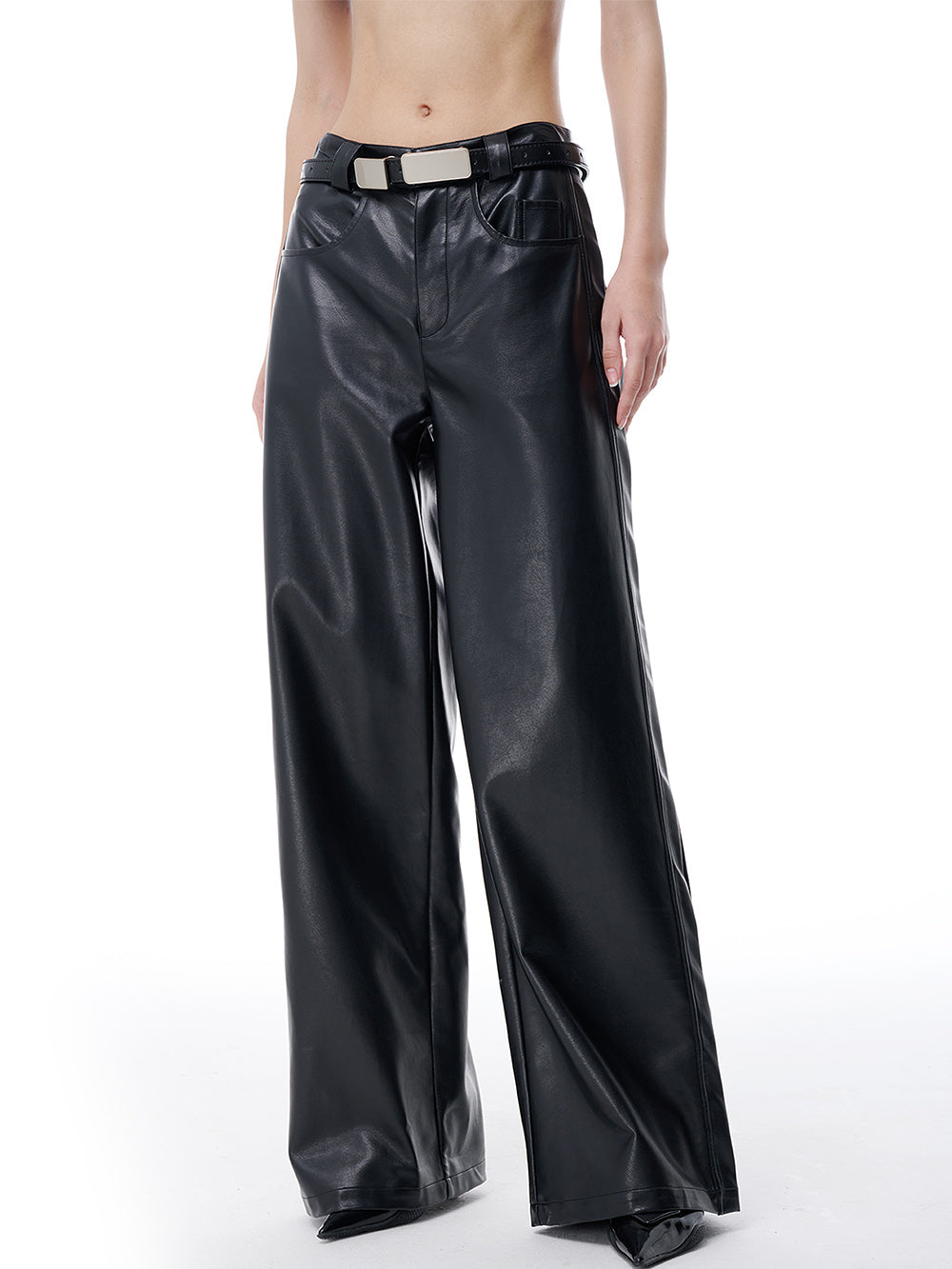 MUKTANK x MODULER Pleated Slightly Wide-leg Leather Pants