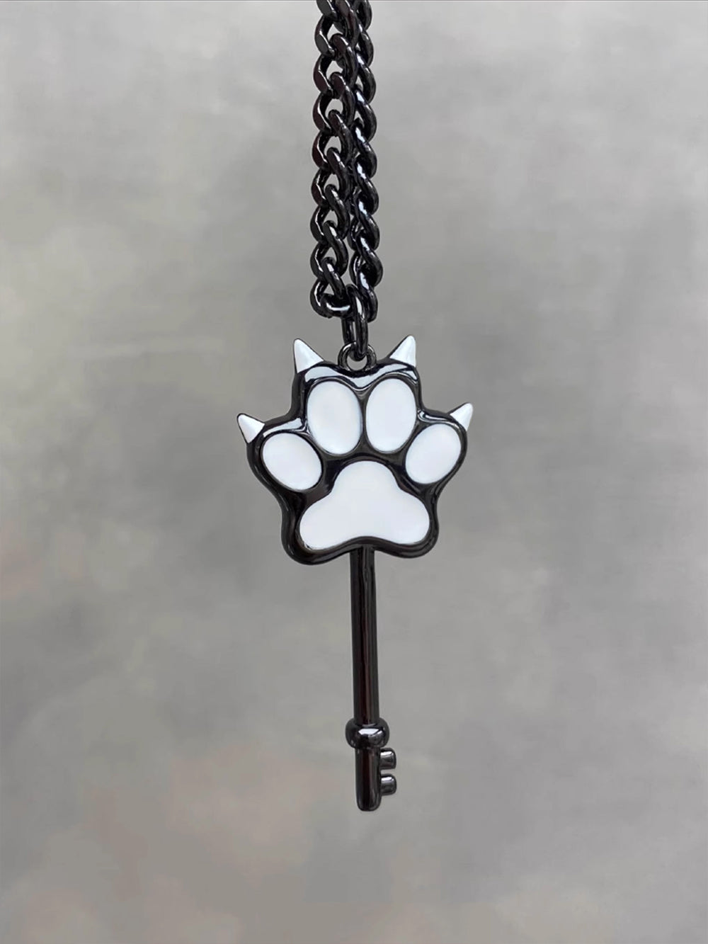 MUKTANK X WHITEHOLE Wealthy Little Dog Paw Necklace