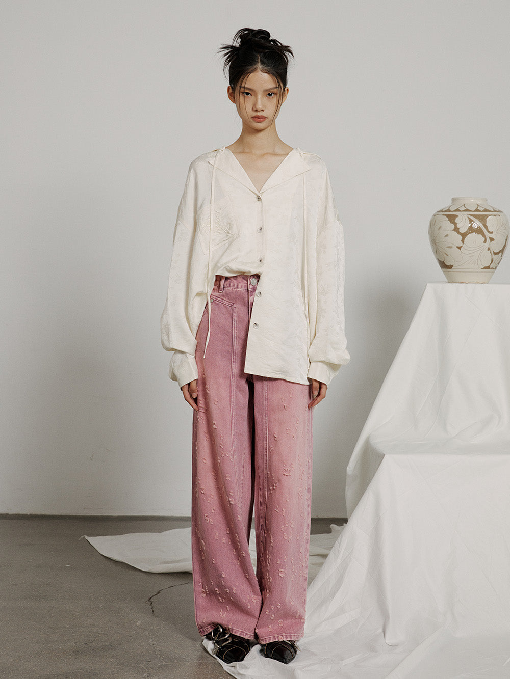 MUKZIN V-neck Embroidered Solid Color Simple Versatile Shirt