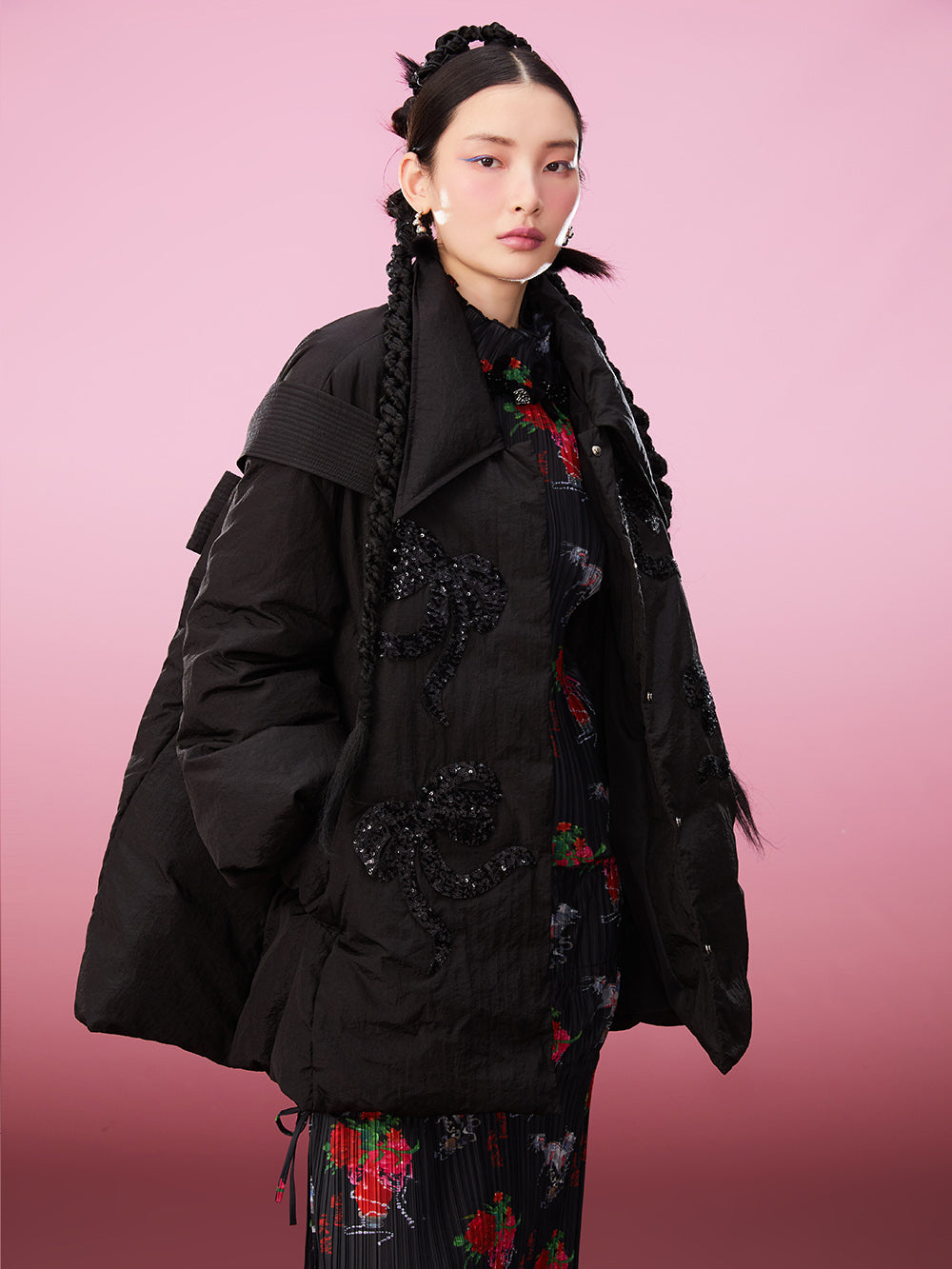 MUKZIN Age-reducing Medium Long Down Black Jacket