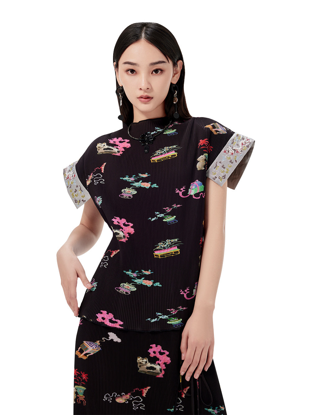 MUKZIN Mid-collar Printed Sleeveless Slim Fit T-shirt