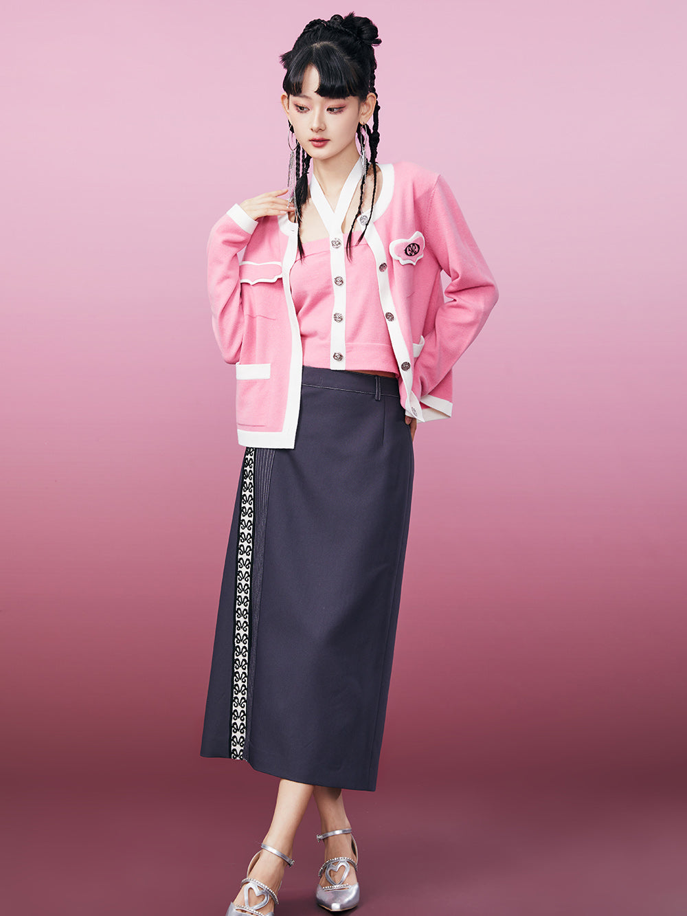 MUKZIN Black and White Chanel-inspired Two-piece Knited Cardigan