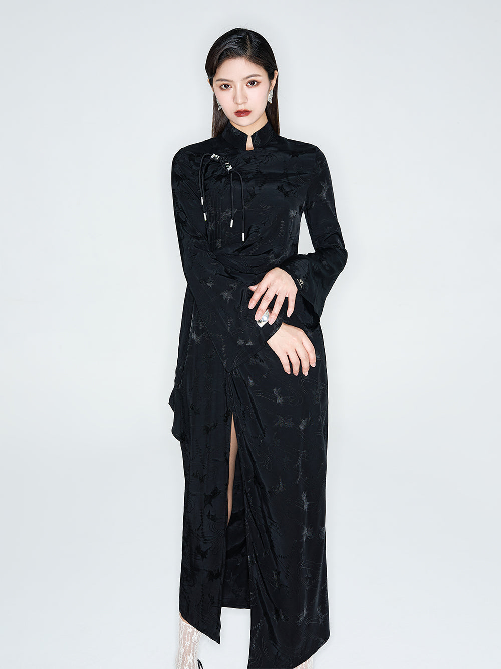 MUKZIN Linglong "Joyful Phoenix" - New Chinese-Style Jacquard High-Slit Cheongsam Dress