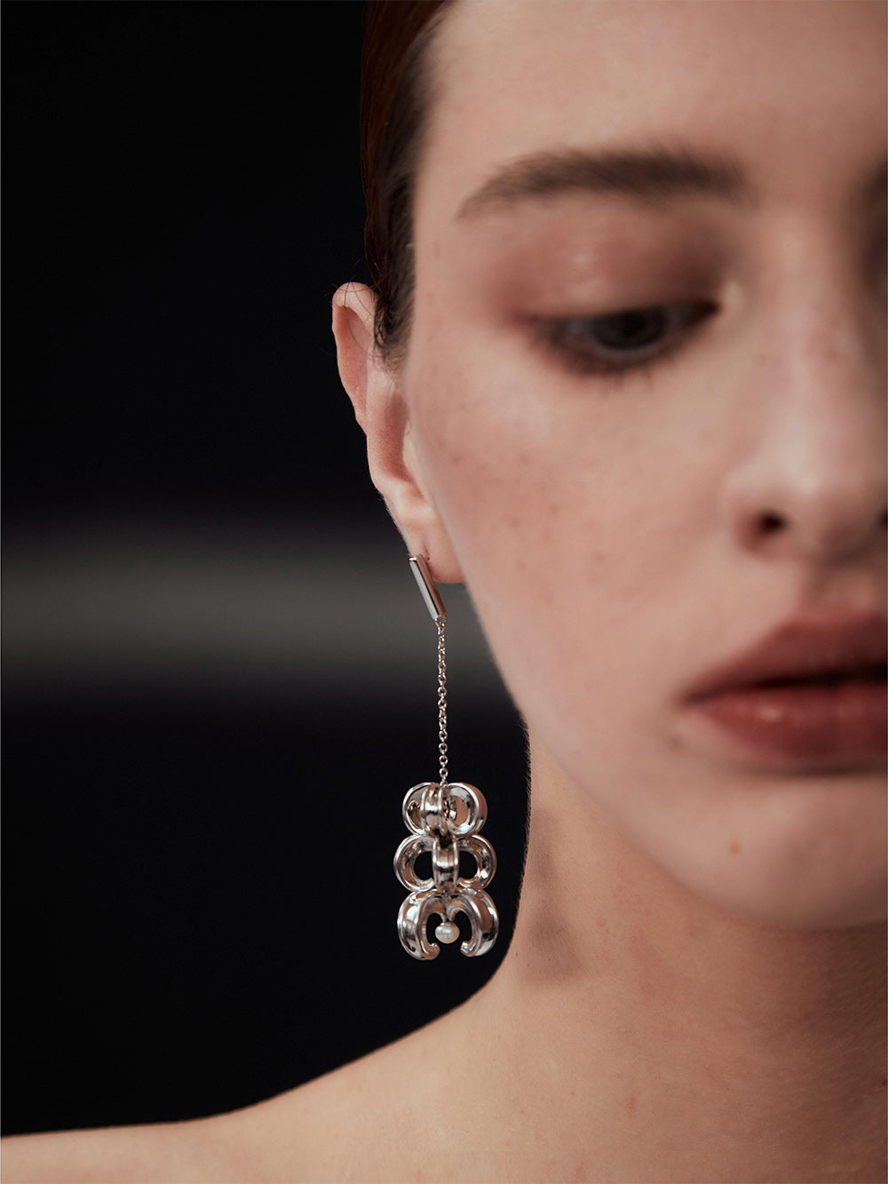 MUKTANK x PEARLONA Dangerous Garden -Pineapple Baroque Pearl Wind Chime Earrings