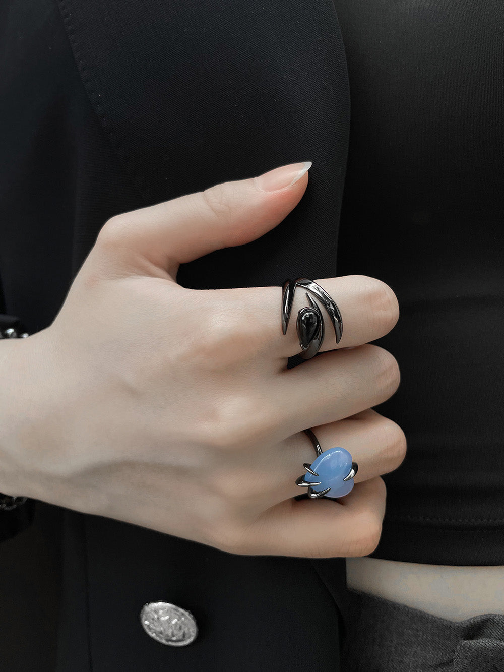 MUKTANK x Mandarin Zan Club Black Onyx Dragon Claw Wide Ring