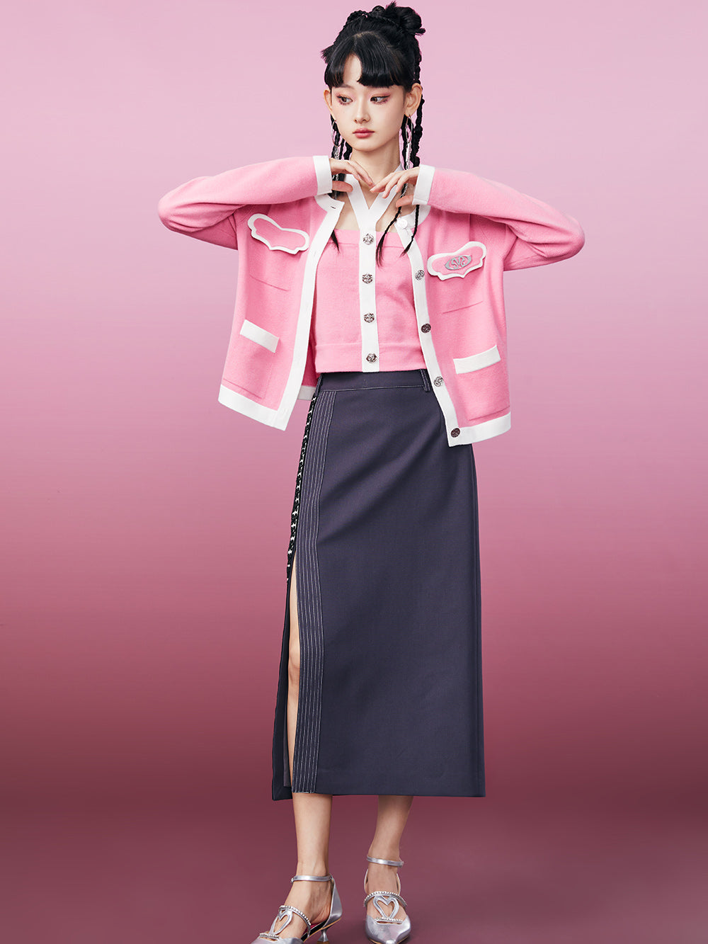 MUKZIN Black and White Chanel-inspired Two-piece Knited Cardigan