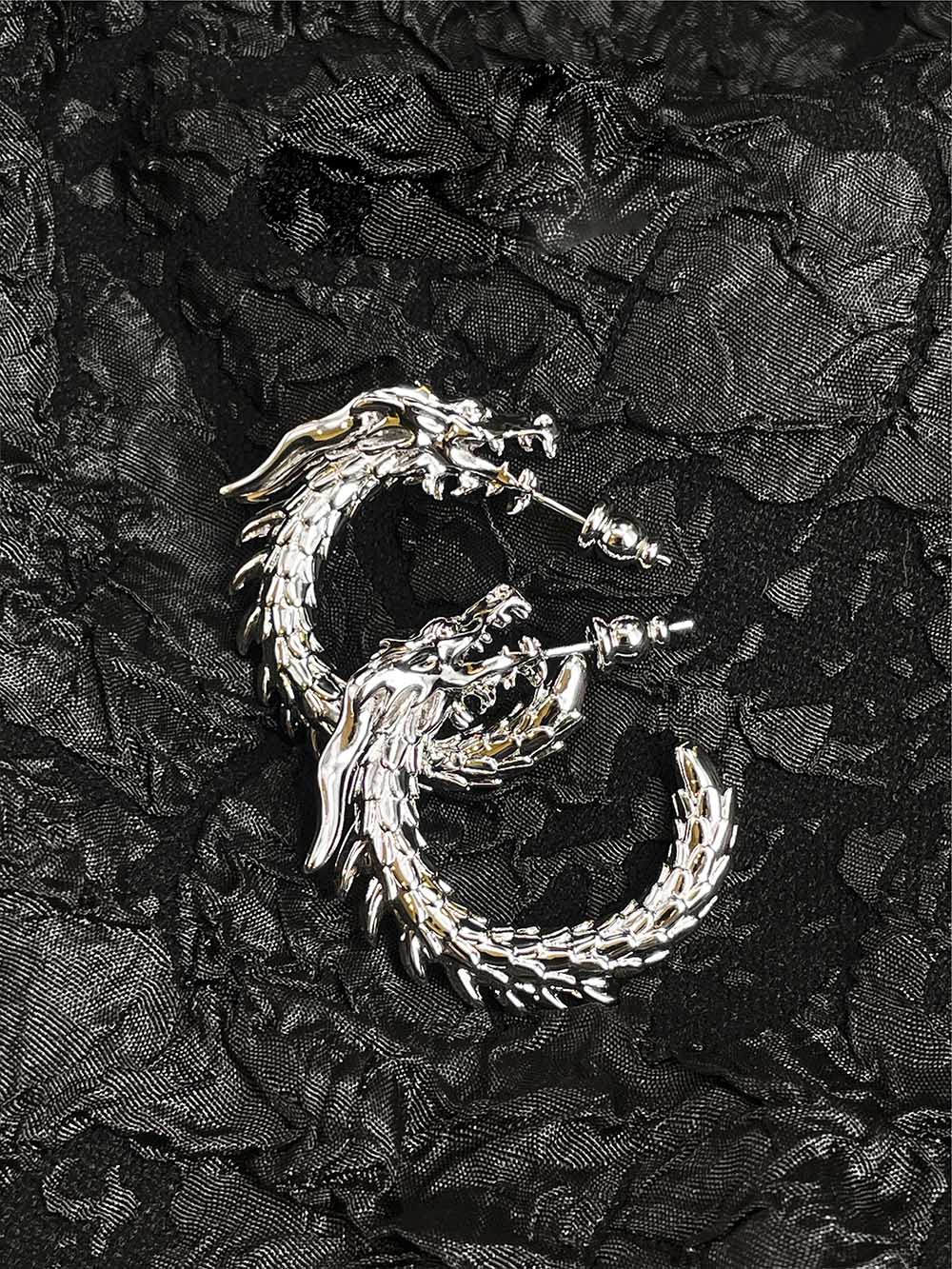 MUKTANK x Mandarin Zan Club Swimming Dragon in the Abyss Earrings Series