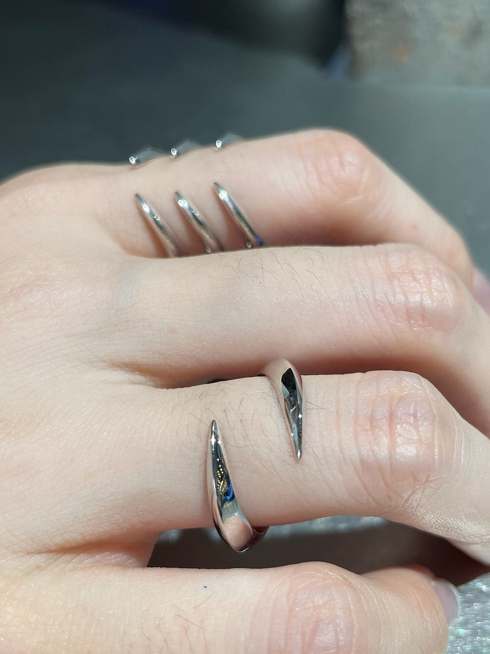 MUKTANK x Mandarin Zan Club Dragon Claw Thin Ring