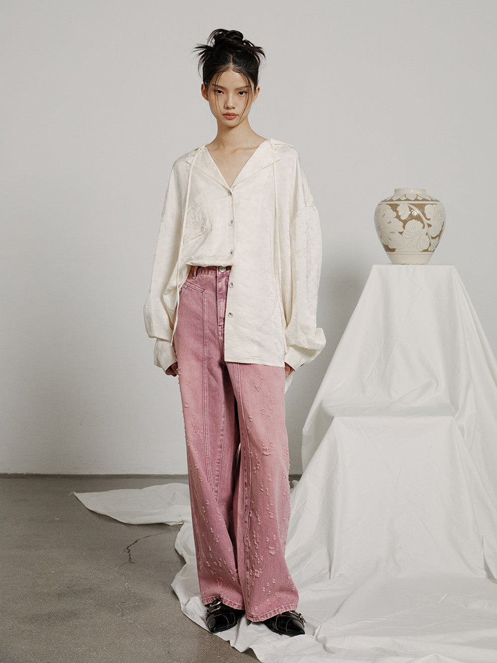 MUKZIN V-neck Embroidered Solid Color Simple Versatile Shirt