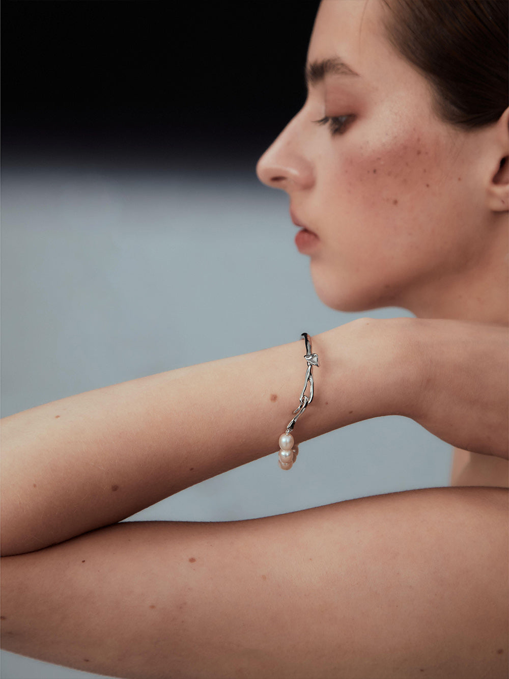 MUKTANK x PEARLONA Dangerous Garden -Long Leg Mushroom Baroque Pearl Bracelet