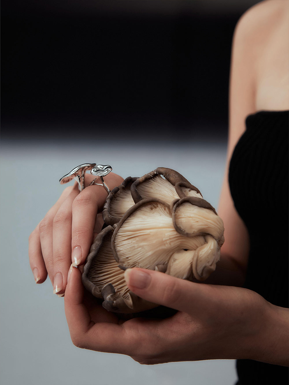 MUKTANKxPEARLONA Dangerous Garden -Pleated Mushroom Pearl Ring