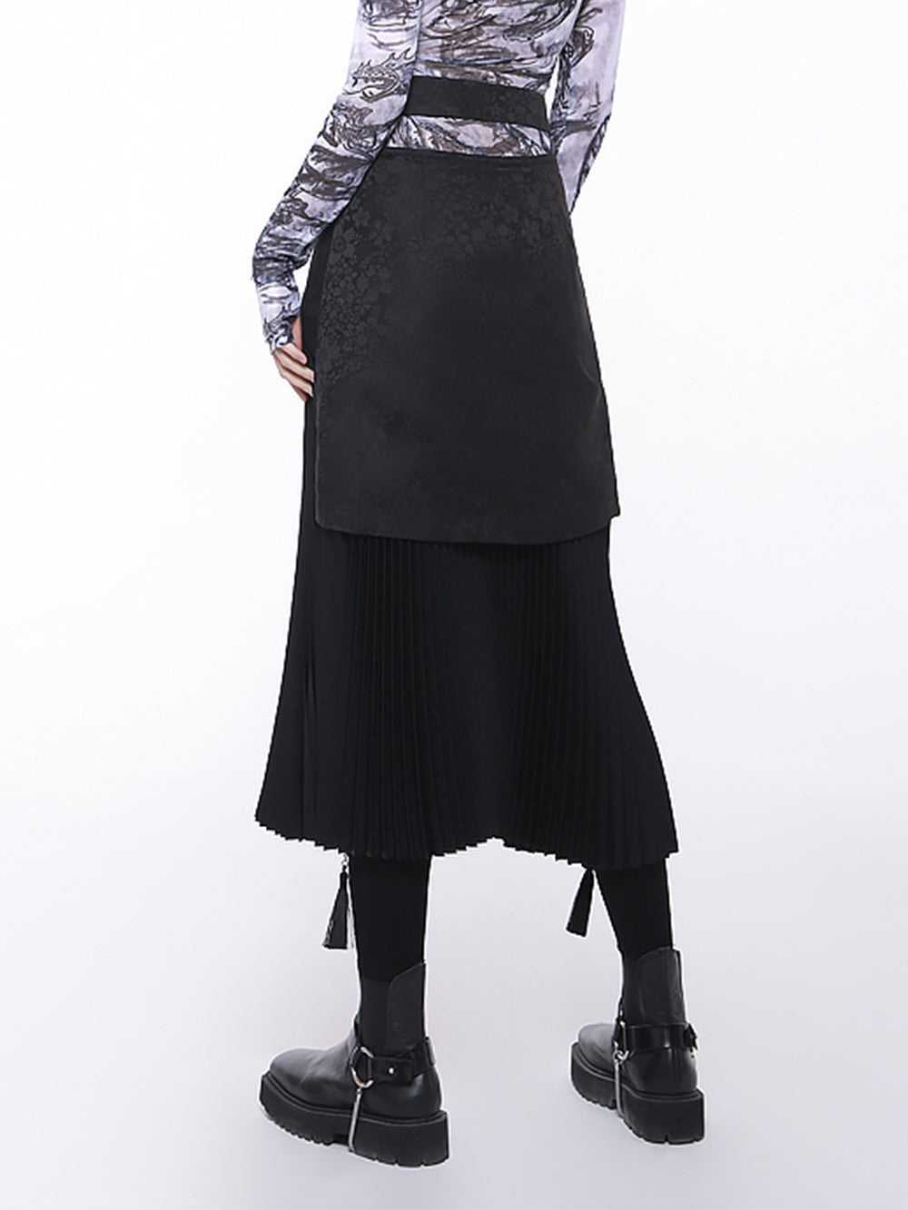 MUKTANK × CUUDICLAB Modified Song-style Pleated Skirts