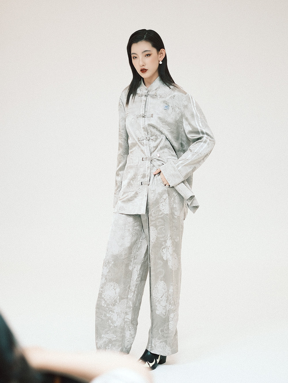 MUKZIN Linglong "thunderclap"Embossed Jacquard Draped Harem Pants