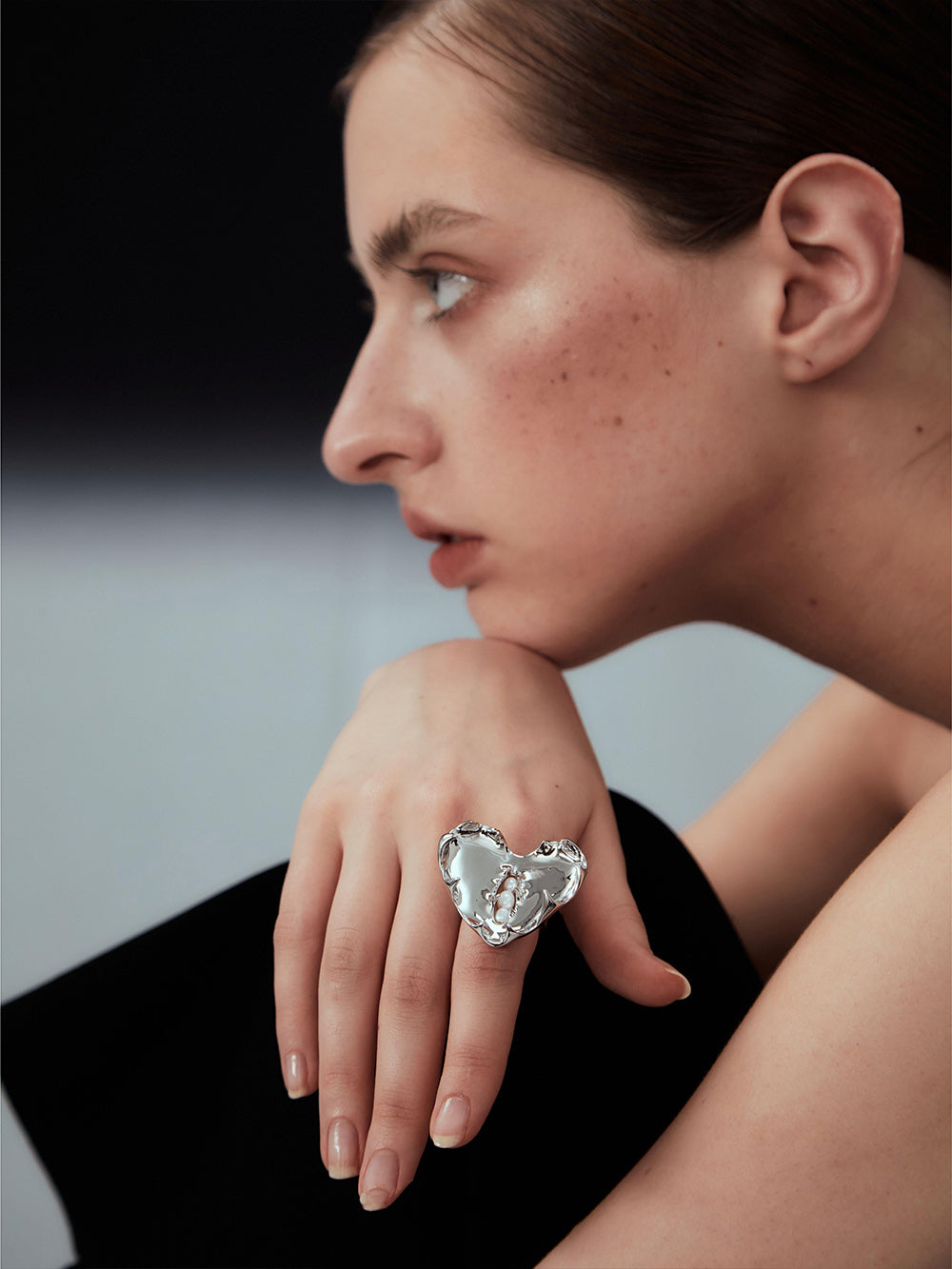 MUKTANK X PEARLONA Dangerous Garden -Venus Flytrap Heart-shaped Pearl Ring