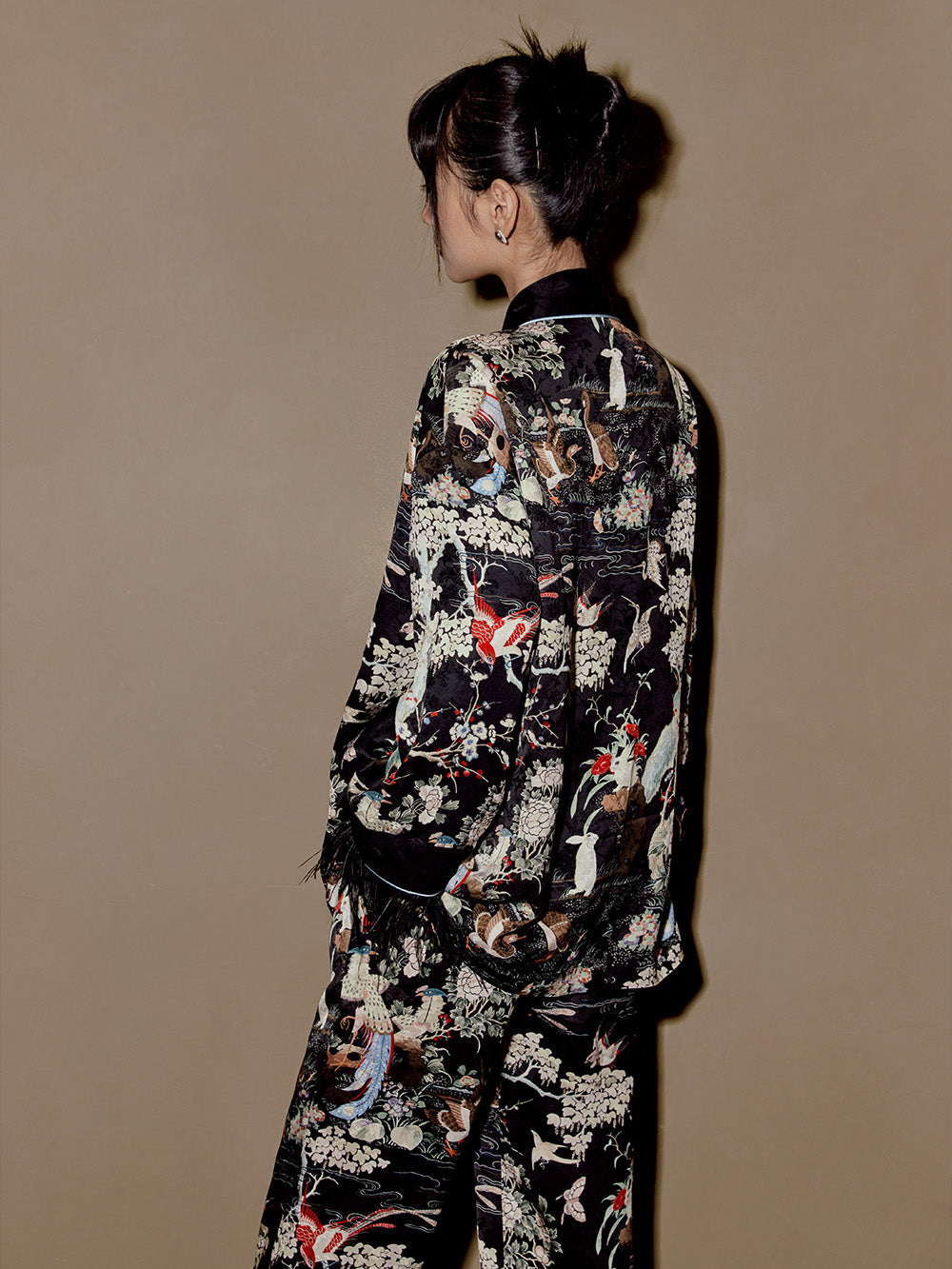 MUKZIN Chinese Style Pajama Suit Removable Ostrich Feather High-quality+Socks