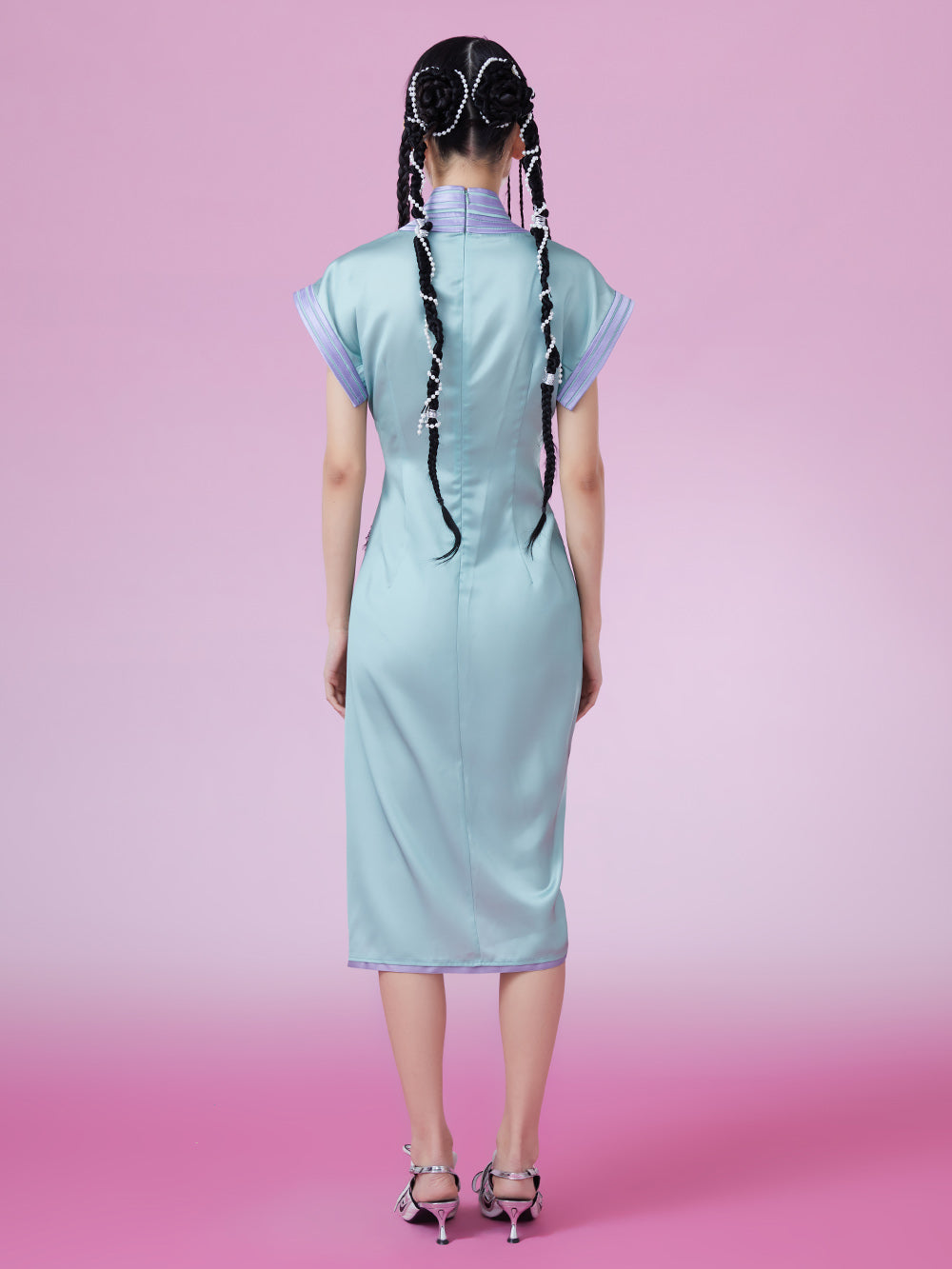 MUKZIN Embroidered Vntage Slim Charming Cheongsam