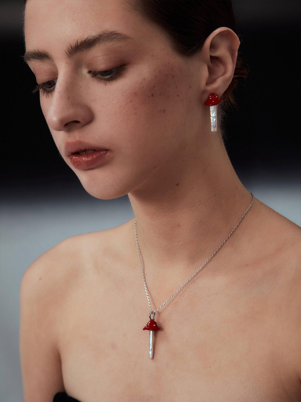 MUKTANKxPEARLONA Dangerous Garden - Magic Mushroom Baroque Pearl Earrings