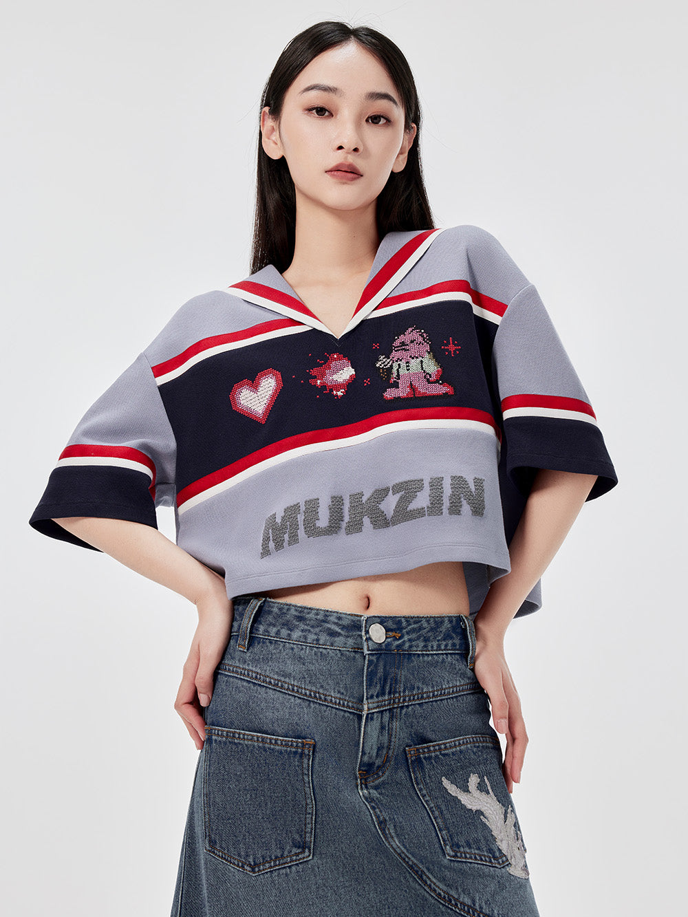 MUKZIN Navy Collar Cartoon Embroidered Loose T-shirt