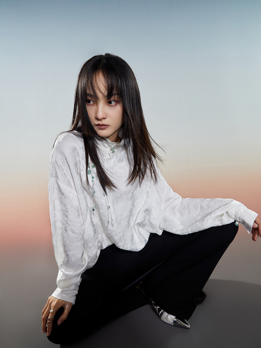 MUKZIN White Loose New Retro Shirt