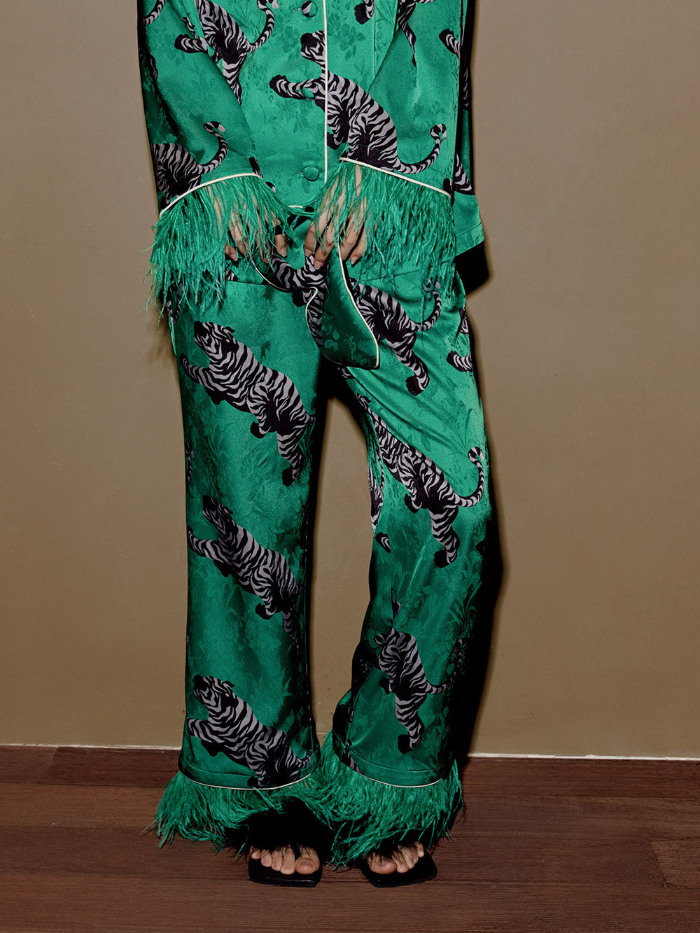 MUKZIN Crouching Dragon and Hidden Tiger with Ostrich Hair Pajama Pants