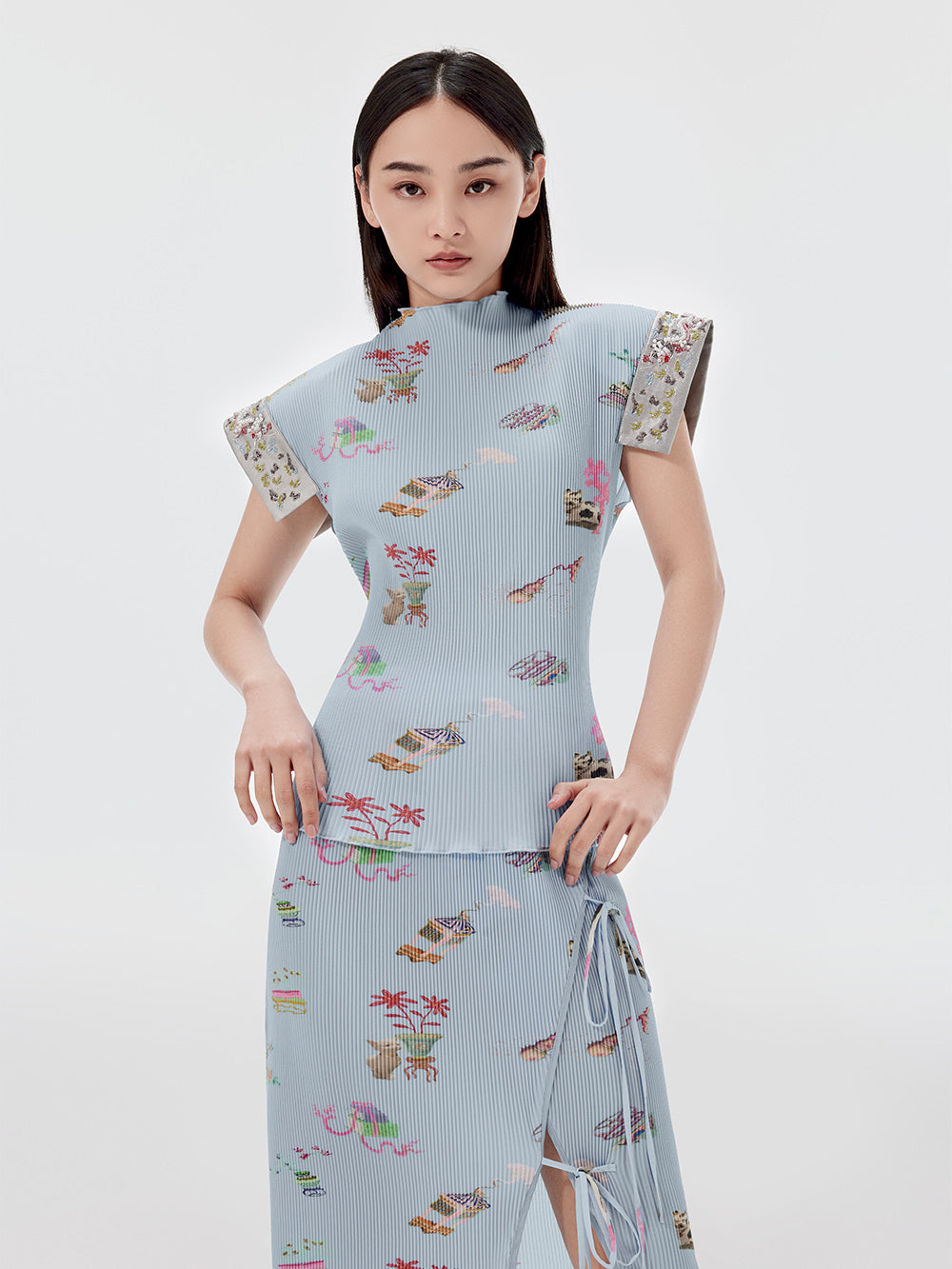MUKZIN Mid-collar Printed Sleeveless Slim Fit T-shirt