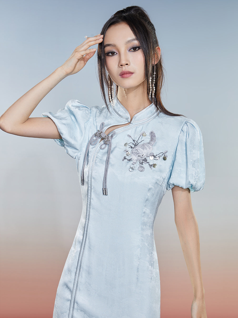 MUKZIN Charming Cheongsam Hollow Puff Sleeves Embroidered Slits
