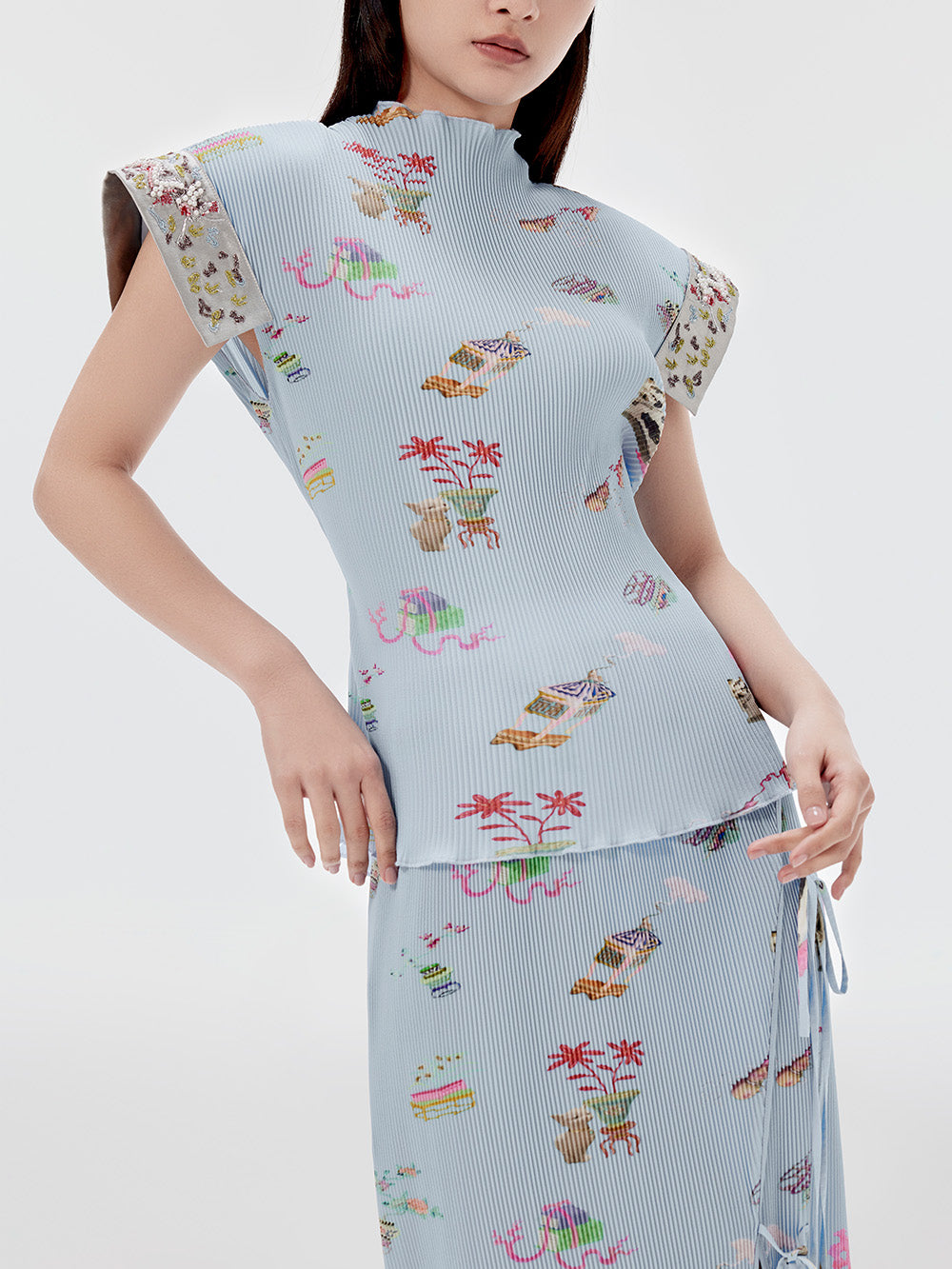MUKZIN Mid-collar Printed Sleeveless Slim Fit T-shirt