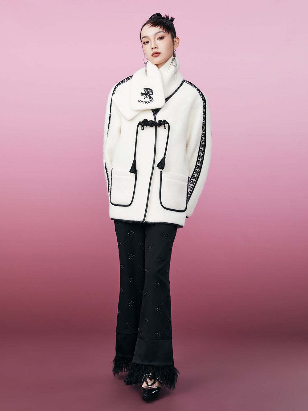 MUKZIN Water Waved Woolen White Coat