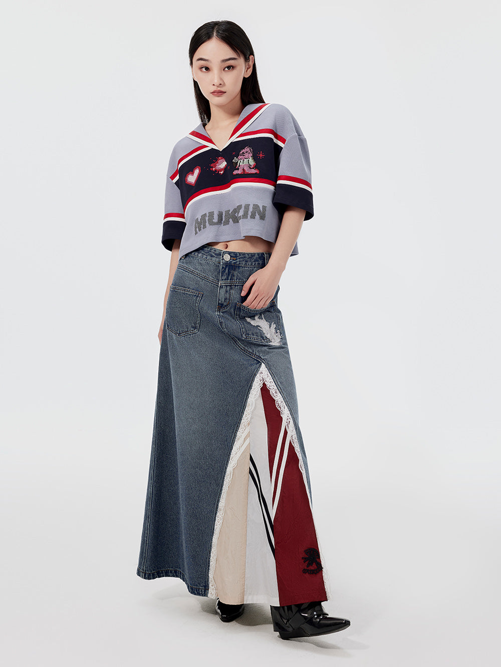 MUKZIN Navy Collar Cartoon Embroidered Loose T-shirt