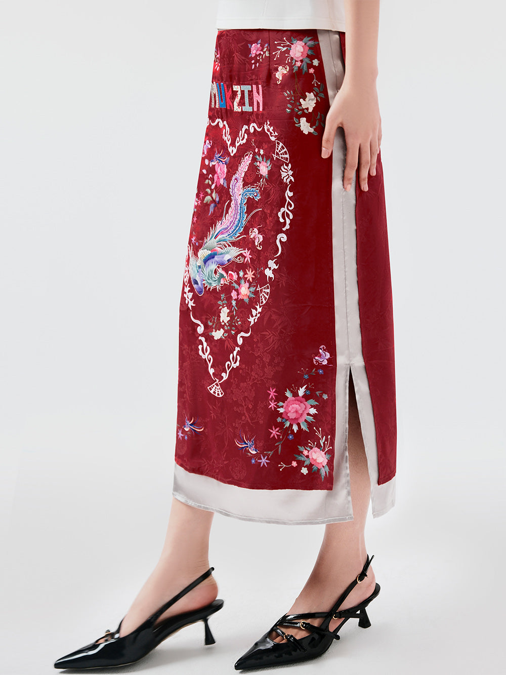 MUKZIN Red Embroidered Chinese Ethnic Style Midi Skirt