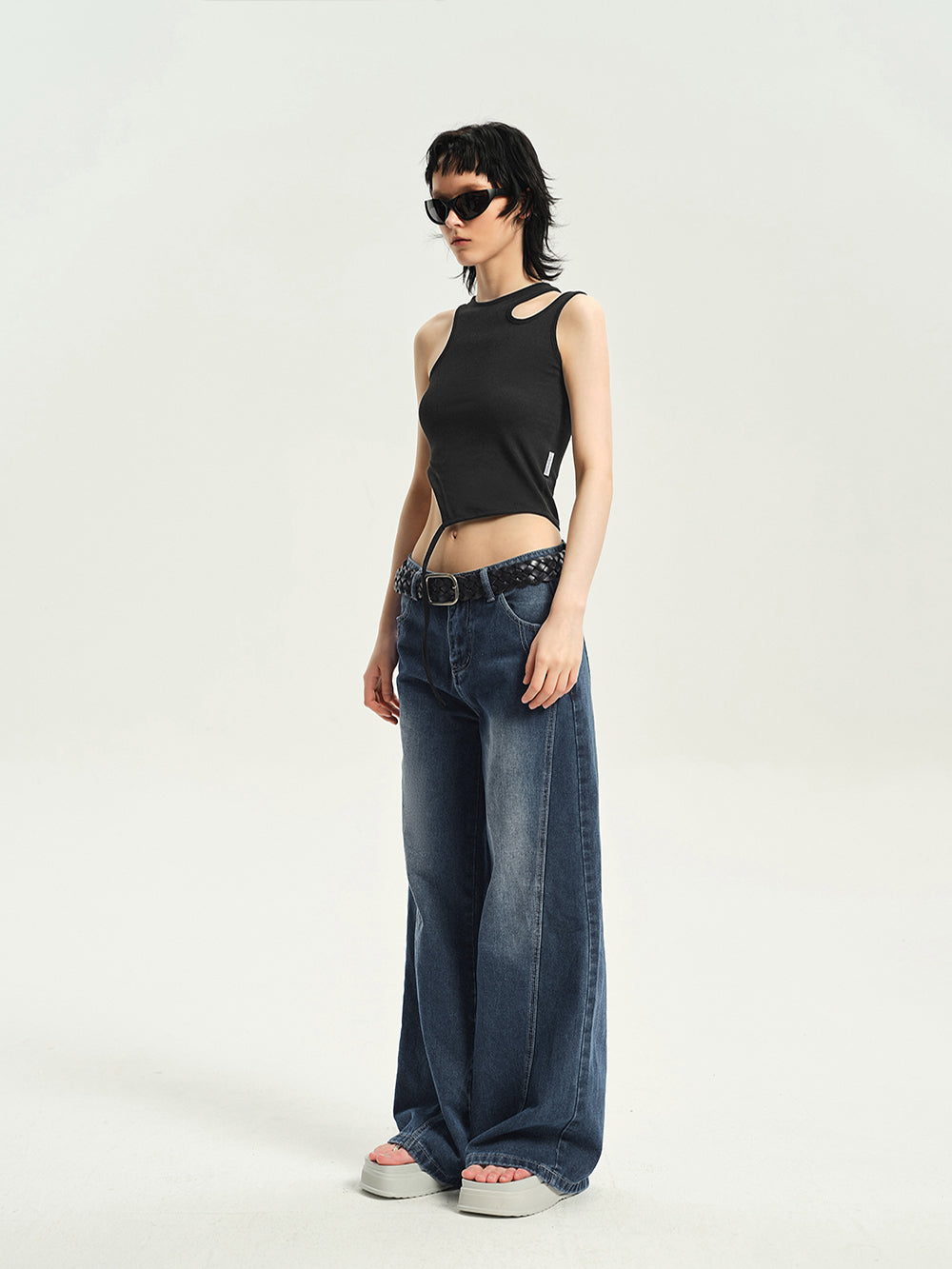 23SS Shoulder Hollowed Vest Openwork Look-thin Black