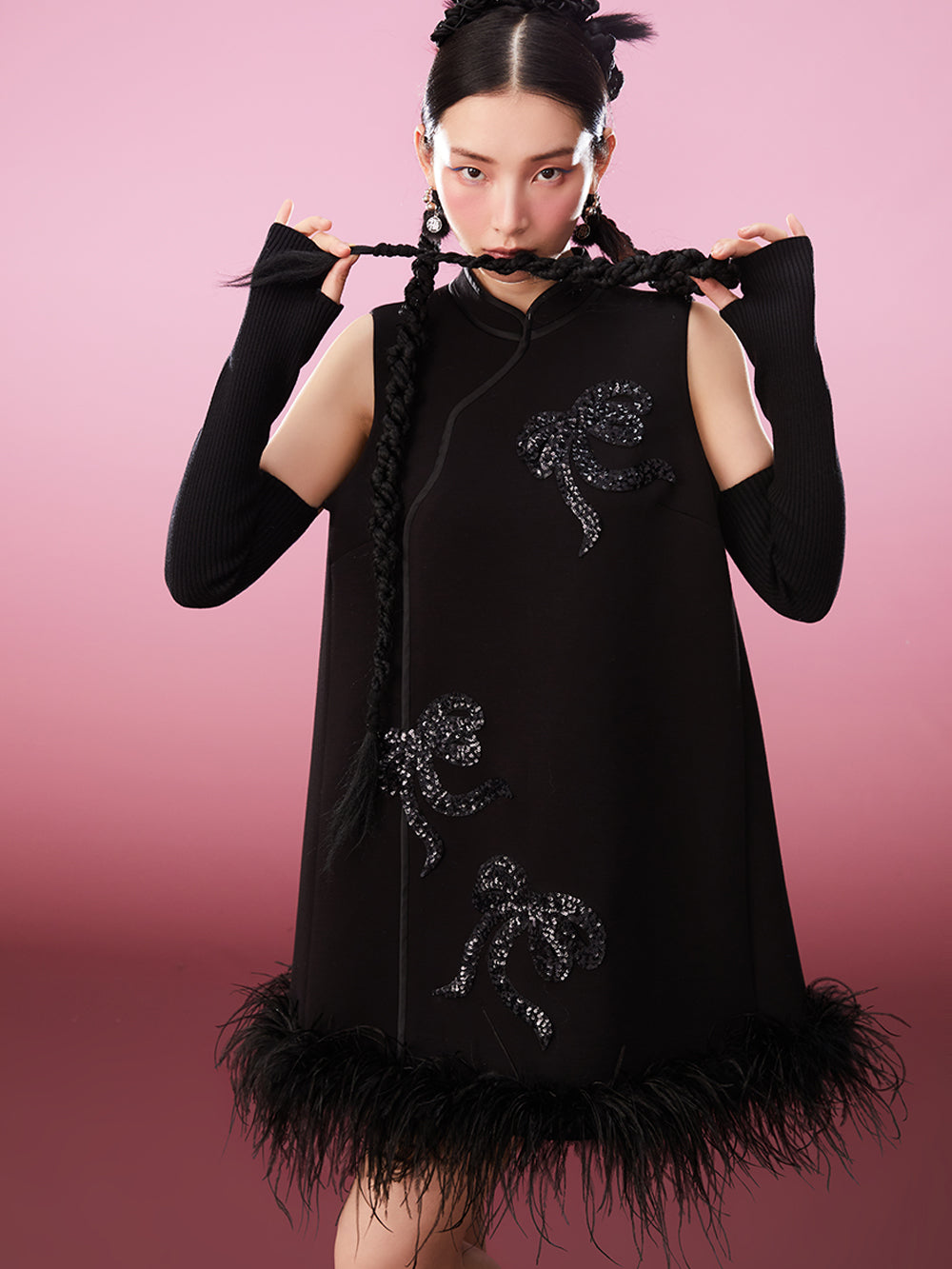 MUKZIN Ribbon Sequin Embroidered Knit Sleeve Modified Cheongsam