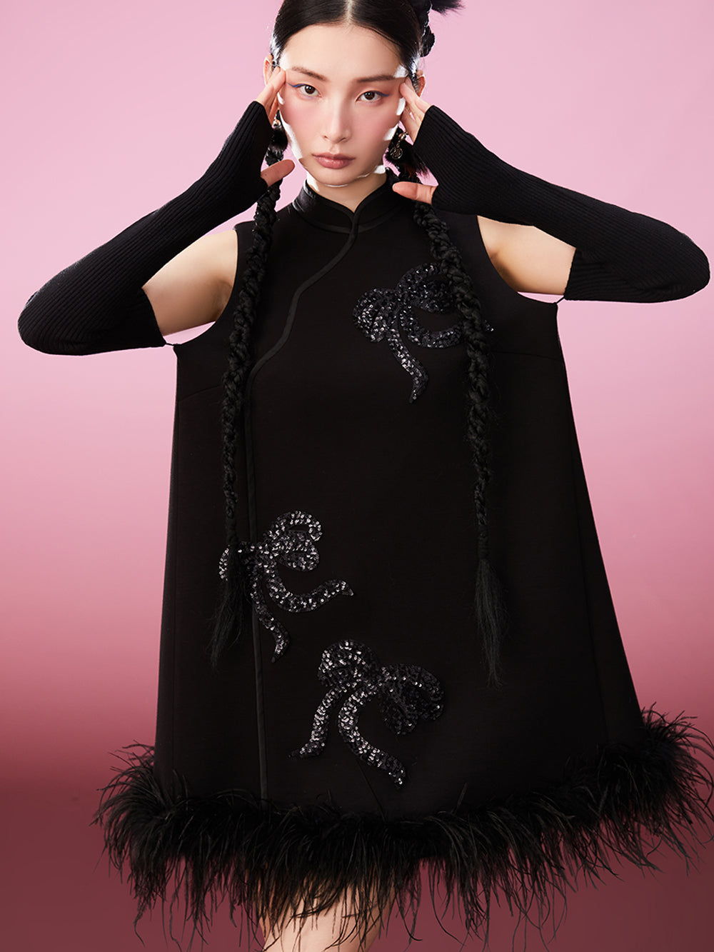 MUKZIN Ribbon Sequin Embroidered Knit Sleeve Modified Cheongsam