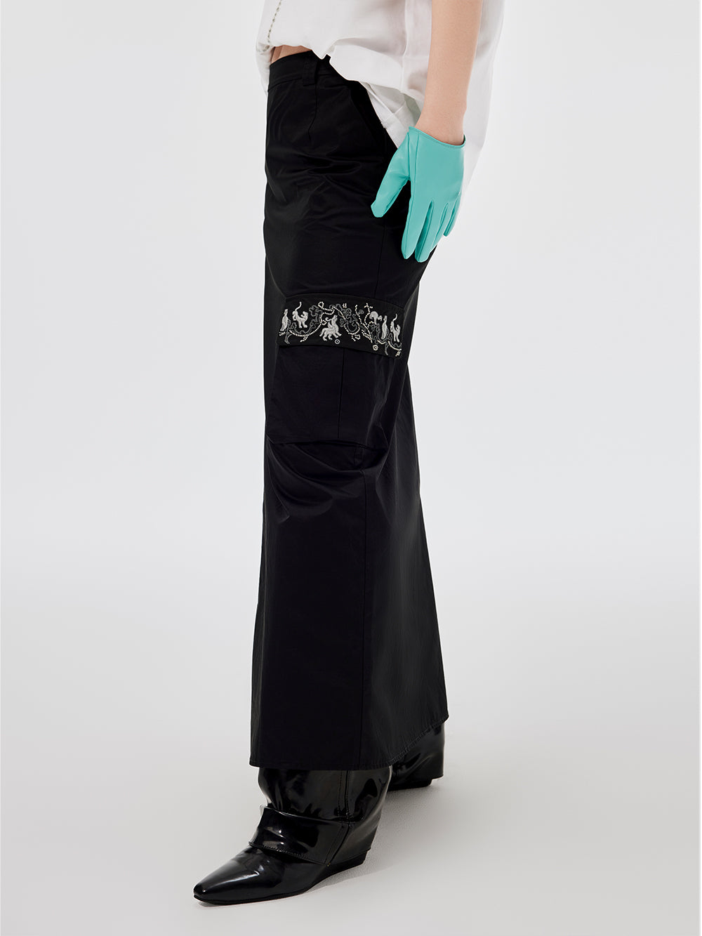 MUKZIN Workwear Straight Midi Skirt