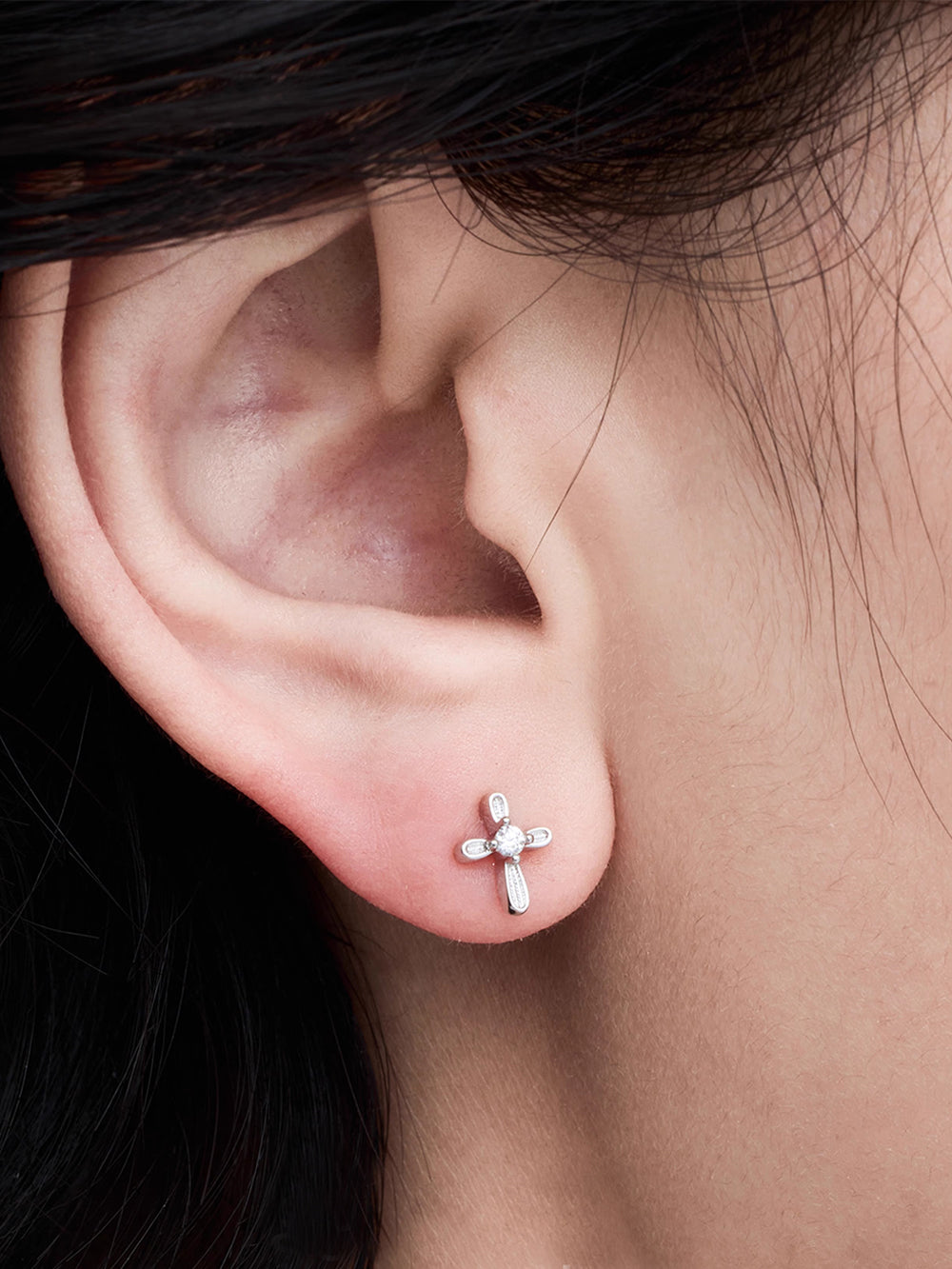 MUKTANK×SUN HUNTER Cross earring set