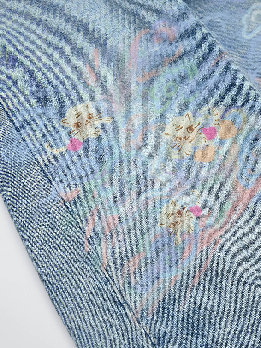 MUKZIN SpringPrelude "Fortunate Tiger Soaring through Clouds" Washed Denim Curved - blade Pants