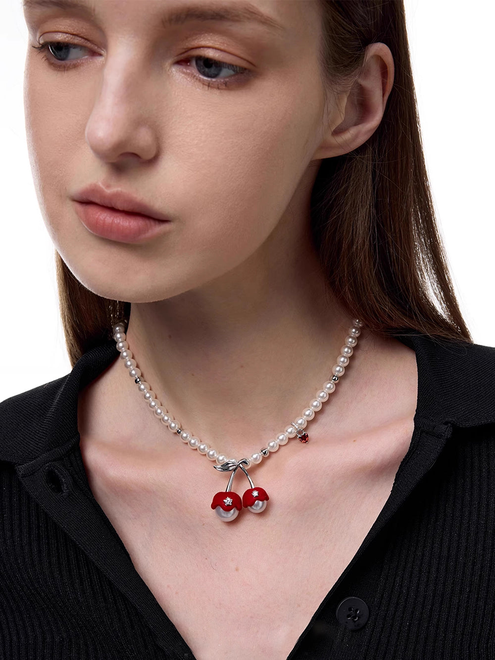 MUKTANK×SUN HUNTER Large-sized Velvet Cherry and Pearl Necklace