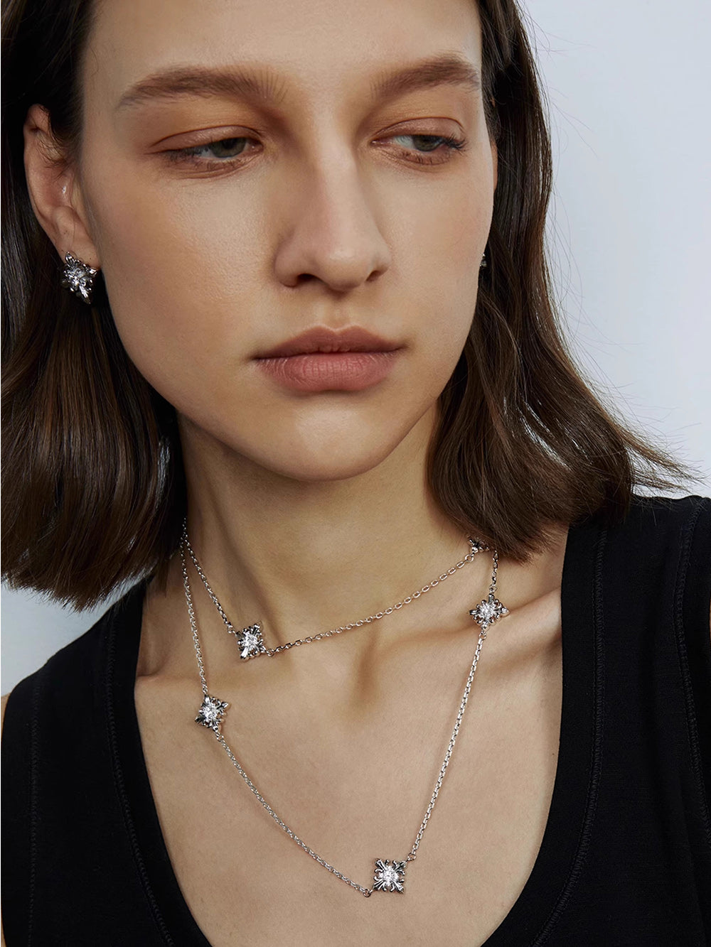MUKTANK×SUN HUNTER Long Iris-themed Necklace