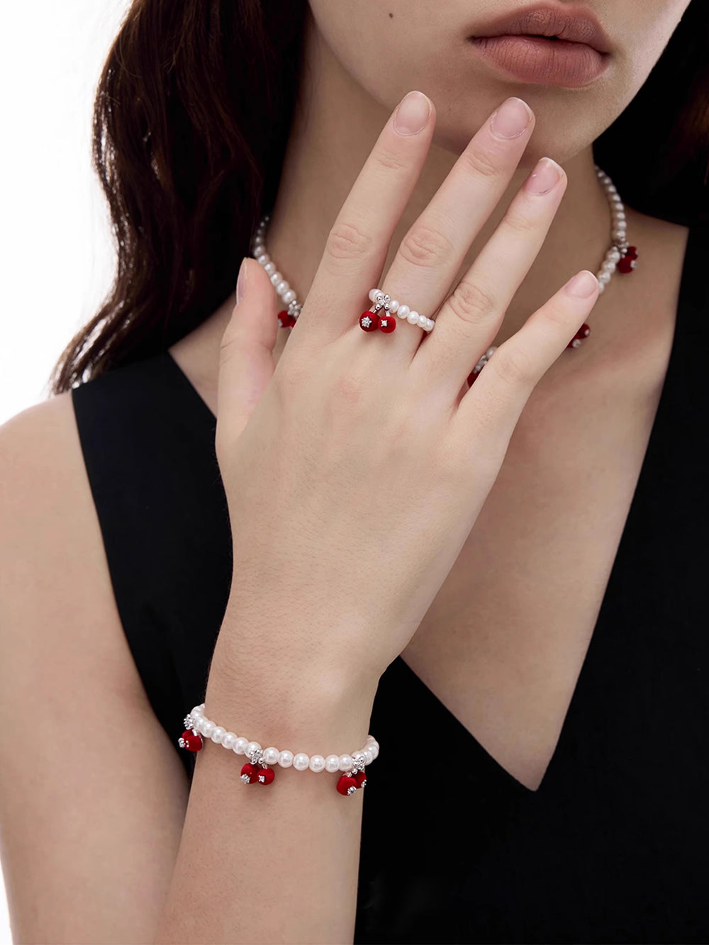 MUKTANK×SUN HUNTER Velvet Cherry Ring (with Natural Pearls)