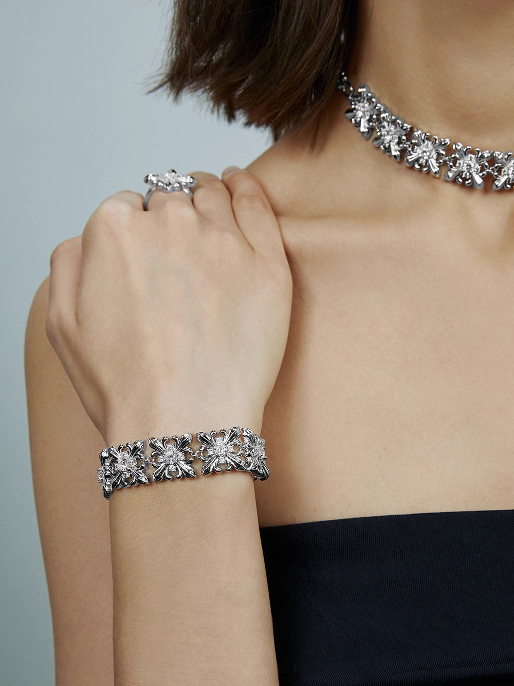 MUKTANK×SUN HUNTER Small Iris-themed Bracelet