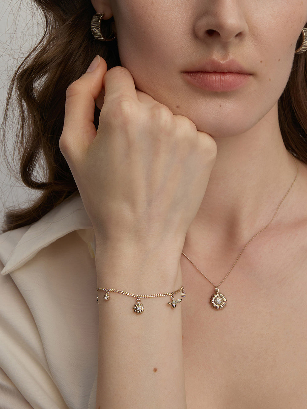 MUKTANK×SUN HUNTER Garden Daisy & Bee Bracelet