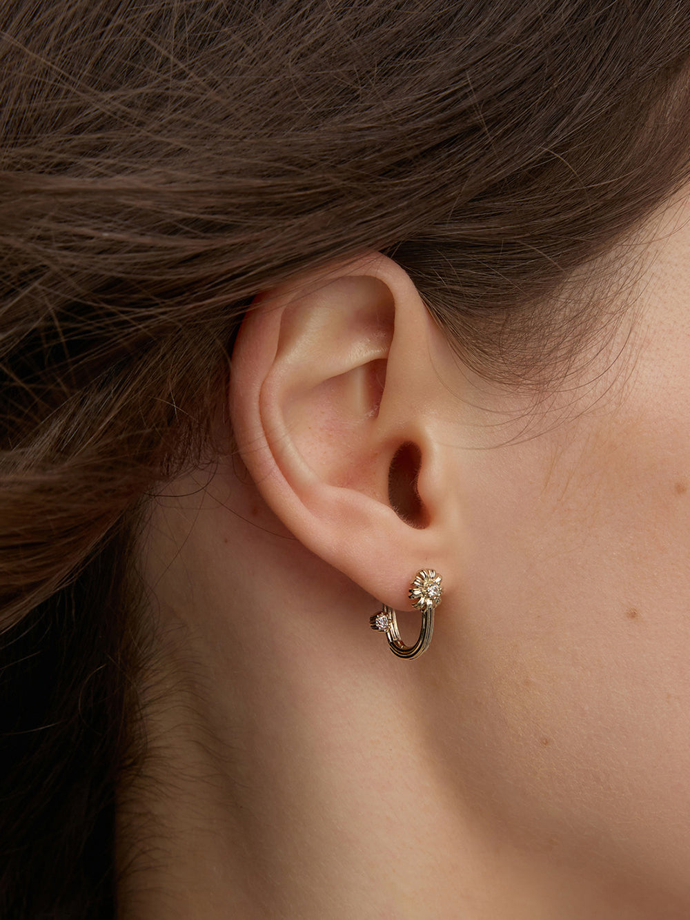 MUKTANK×SUN HUNTER Garden daisy single stud earring