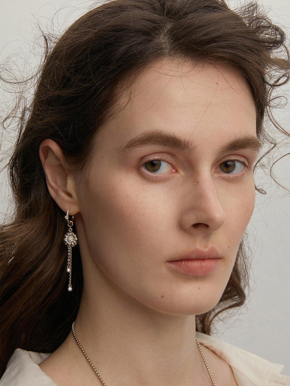 MUKTANK×SUN HUNTER Garden daisy tassel earrings